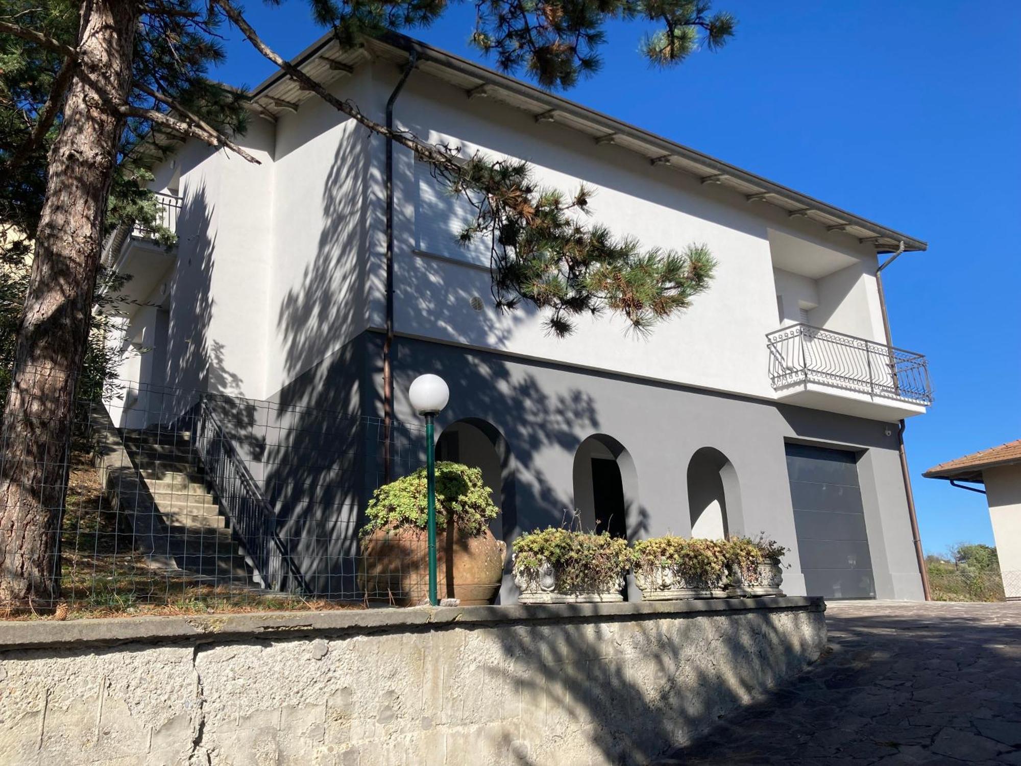 Attico Marsiglie Hotel Casal Fiumanese Bagian luar foto