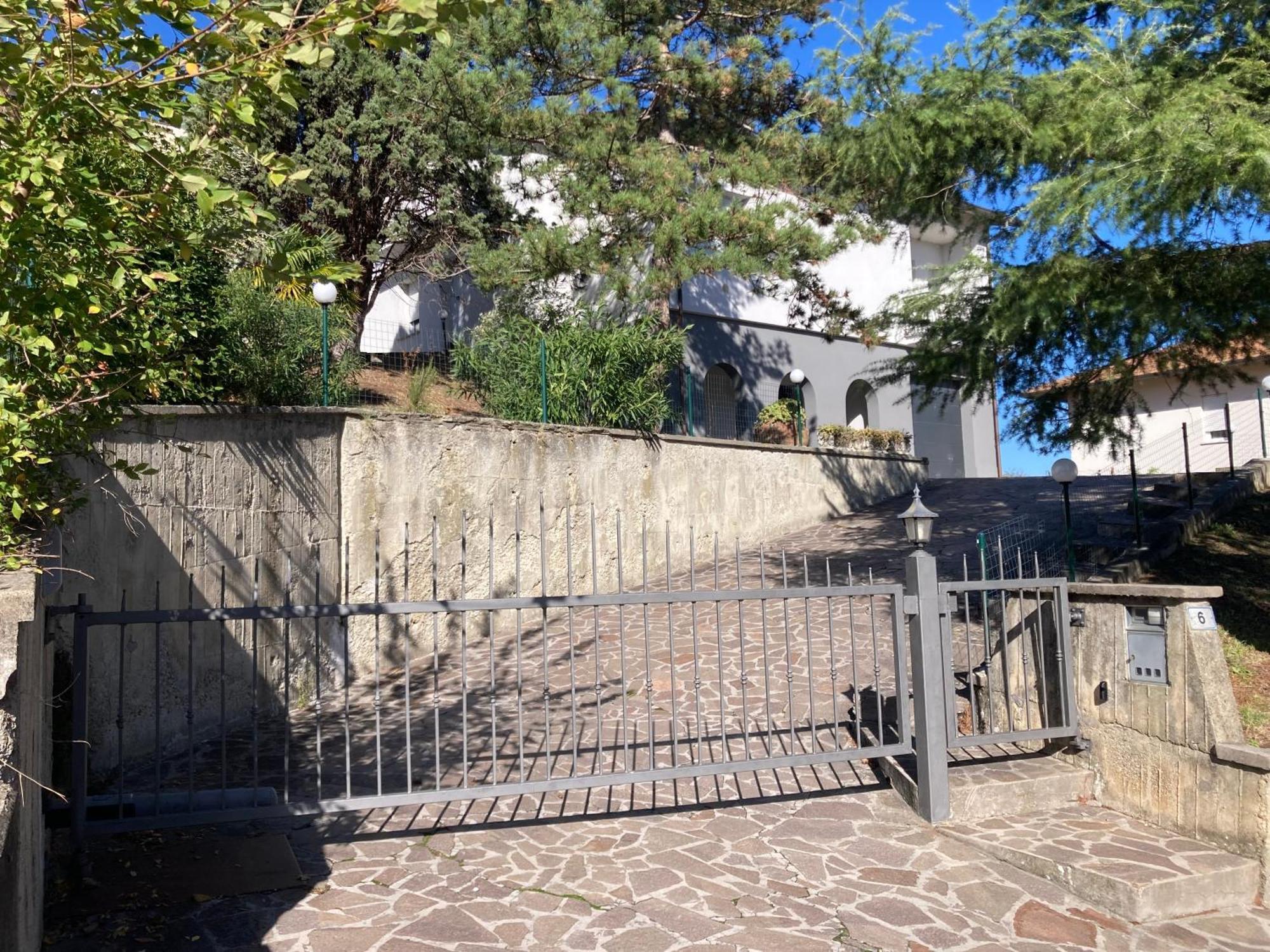 Attico Marsiglie Hotel Casal Fiumanese Bagian luar foto