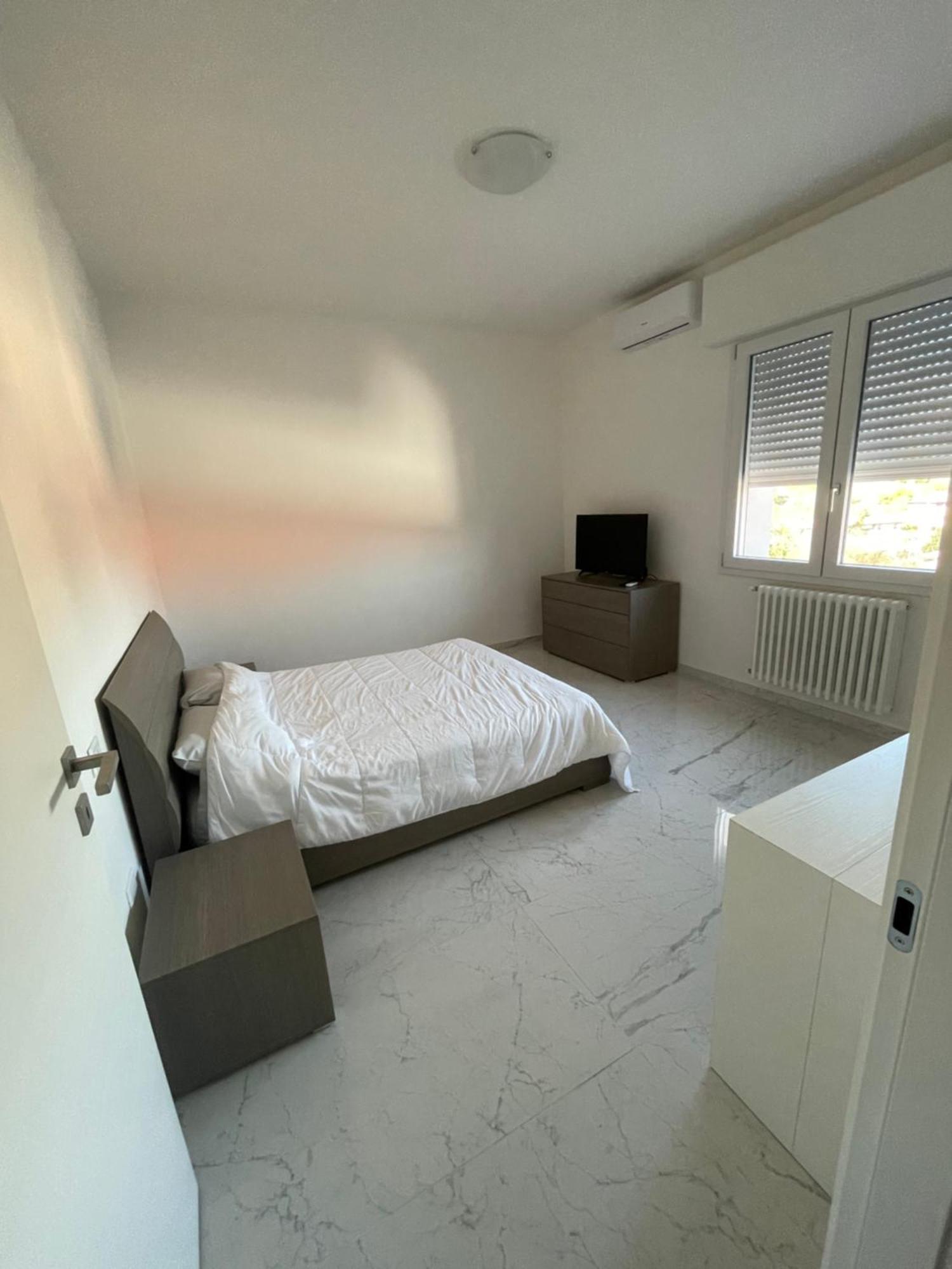 Attico Marsiglie Hotel Casal Fiumanese Bagian luar foto